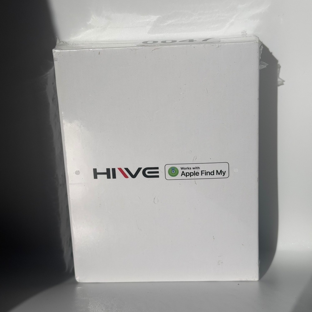 HIWE Find Wallet MFW23 Apple Find My Compatible Smart Tracker Black NEW